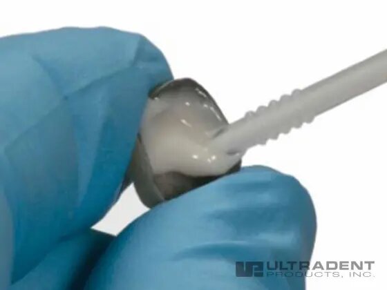 Ciment verre ionomère UltraCem - 20 seringues de 0,3g - Safe Implant
